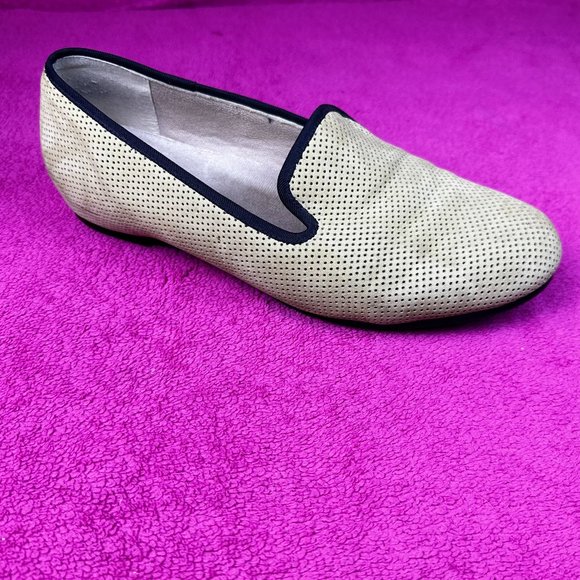 Munro Tan Loafers - Picture 3 of 8